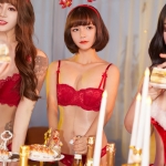 [妖精社]T2049_嫩模唐飞飞＆Tina＆安然＆佳凝圣诞狂欢主题无内肉丝撩人诱惑写真65P